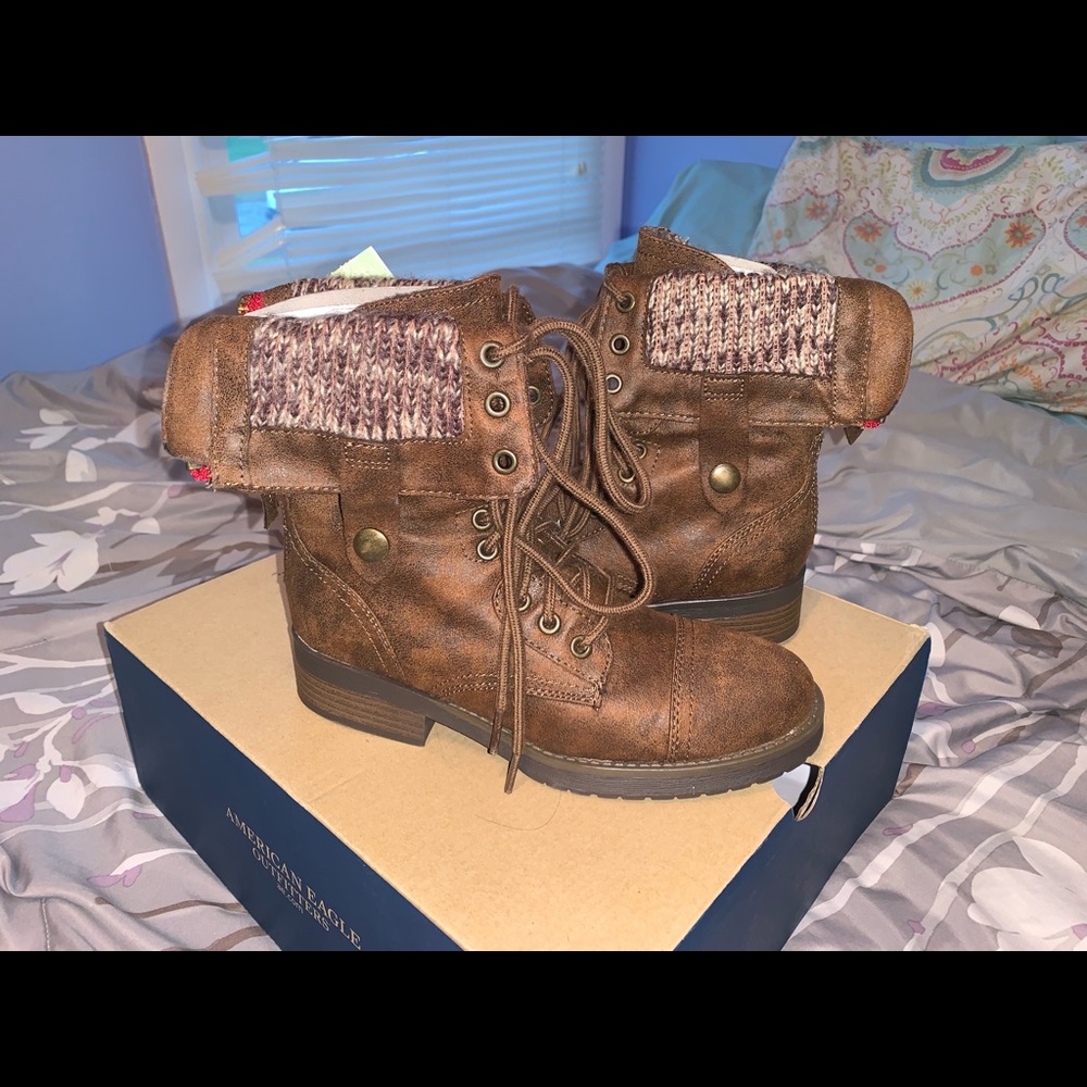 NEW! AEO Lace-Up Bootie